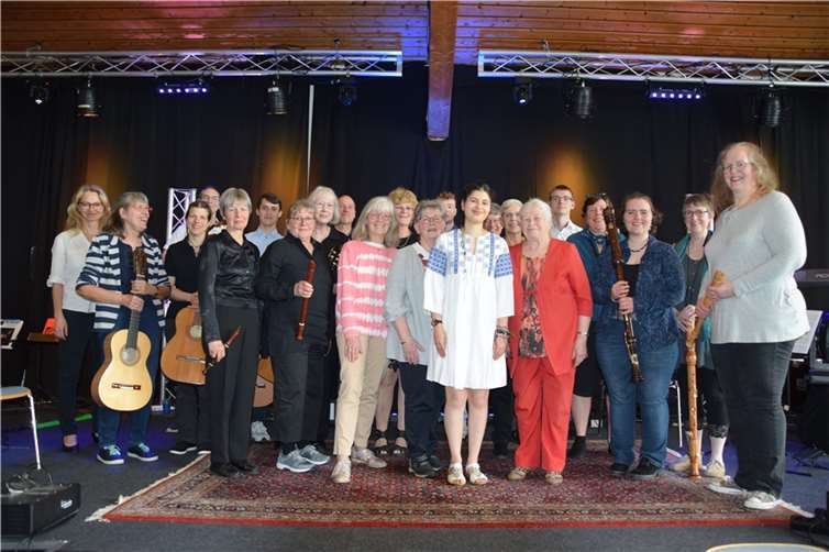 Musikalische Vielfalt im Jesus-Haus: Erwachsene Musikschüler zeigten ihr Können. Foto: Ulla Buchmann