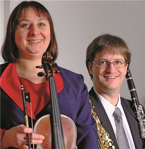 Musikerpaar Beatá und István Szebegyinszki. Privat