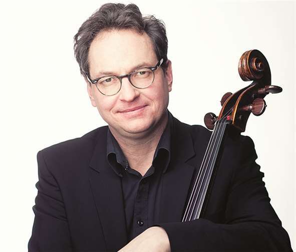 Musikprofessor Alexander Hülshoff konzertierte in der Ehemaligen Synagoge Ahrweiler. privat