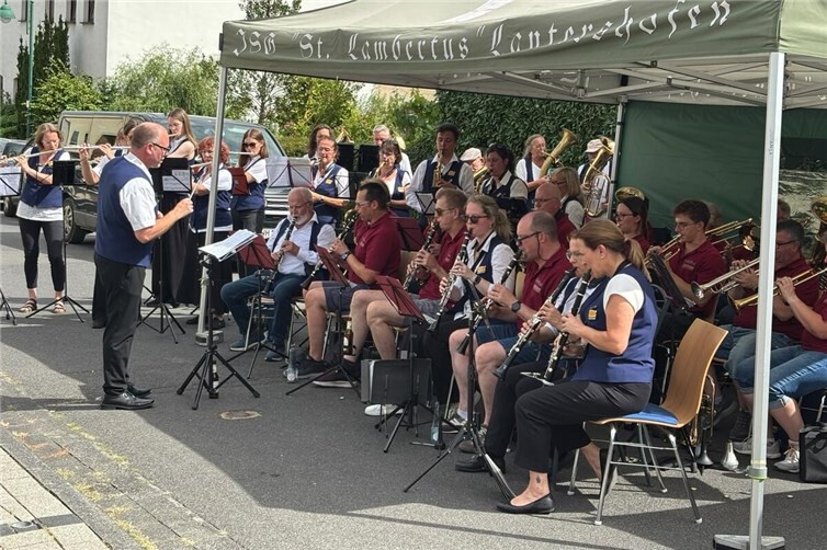Musikvereinigung Bad Neuenahr-Ahrweiler und Musikfreunde Lantershofen 