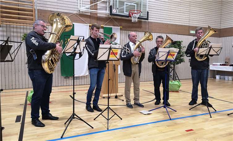 Musikvereins Löf unterhielt mit musikalischen Beiträgen.