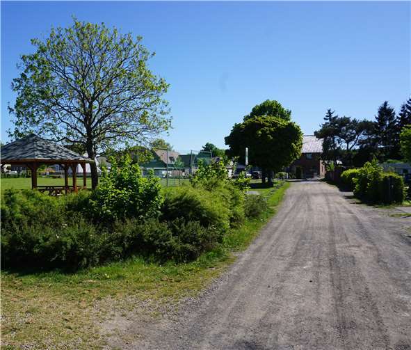 Muss dieser Bereich Nachts beleuchtet werden? privat