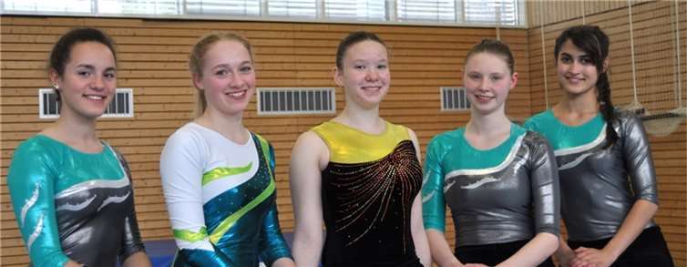 NIna, Miriam, Marit und Anika. Unter diesen Turnerinnen ist die Meisterinprivat.