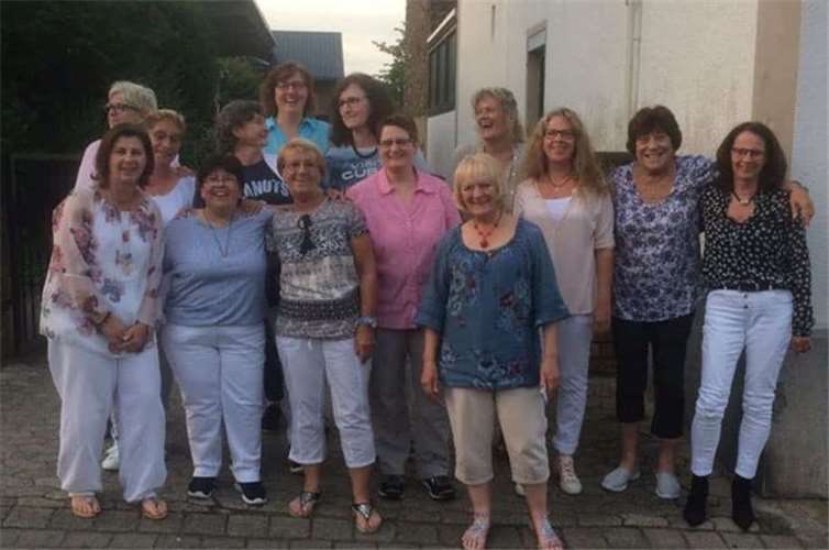 Nach 30 Jahren kamen die ehemaligen Fußballerinnen wieder zusammen