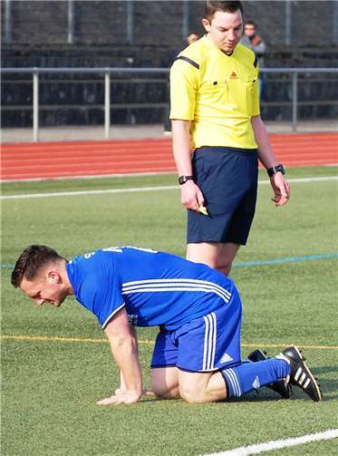 Nach 58 Minuten musste Ludwig Amling mit der Gelb-Roten Karte vom Platz.SK