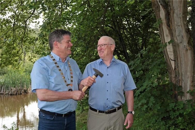 Nach Hammerübergabe neue Co-Präsidenten: Dirk Lenzen und Dr. Michael Merz (re.)