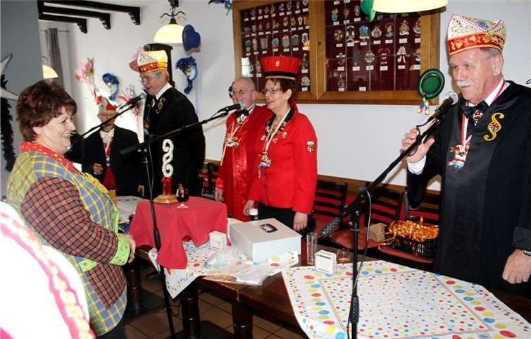 Nach Paragraph „elf“ wurden die Inhaftierten gnadenlos vor Gericht gezogen.