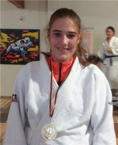 Nach Platz 2 beim letzten Ranglistenturnier bestätigte Christiane Giesen (U18) mit Platz 1 in Urmitz wiederum ihre guten Trainingsleistungen.Privat