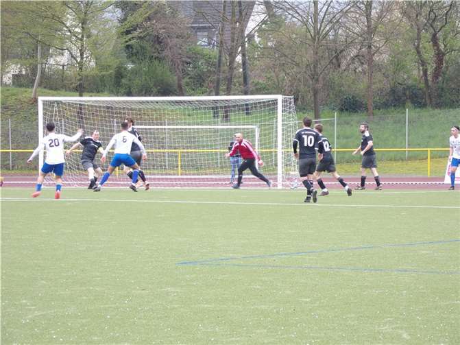 Nach dem 5:0-Sieg ging es an die Tabellenspitze. Foto: privat