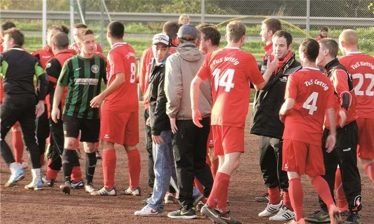 Nach dem Abpfiff war die Freude bei TUS Kettig groß. privat