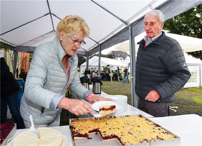 Nach dem Besuch des kleinen Technikmuseums konnten sich die Besucher bei Kaffee und Kuchen stärken.