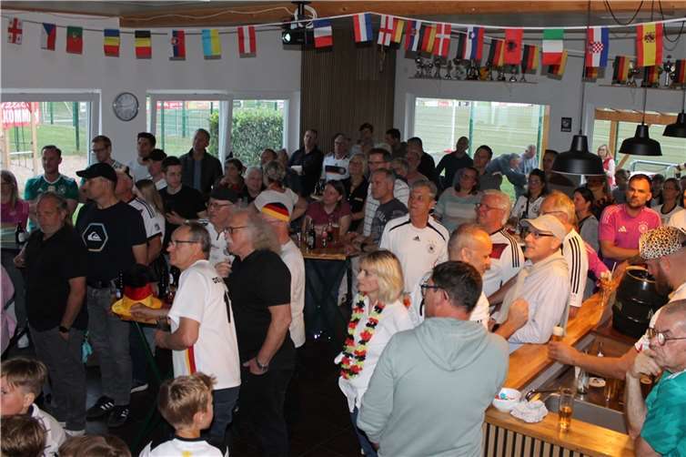 Public Viewing geht weiter Nach dem Eröffnungsspiel lädt der SV Kripp auch zum Public Viewing der weiteren Gruppenspiele der deutschen Nationalmannschaft ein. Foto: SV Kripp / Marc Göttlicher