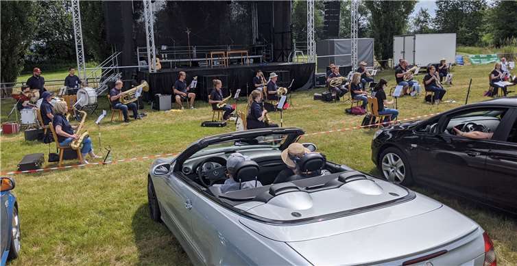 Nach dem Gottesdienst erfreute der Musikverein Sessenhausen das Publikum mit einem Konzert.