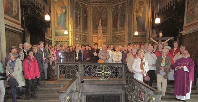 Nach dem Gottesdienst gab es ein gemeinsames Foto aller Gottesdienstbesucher. privat