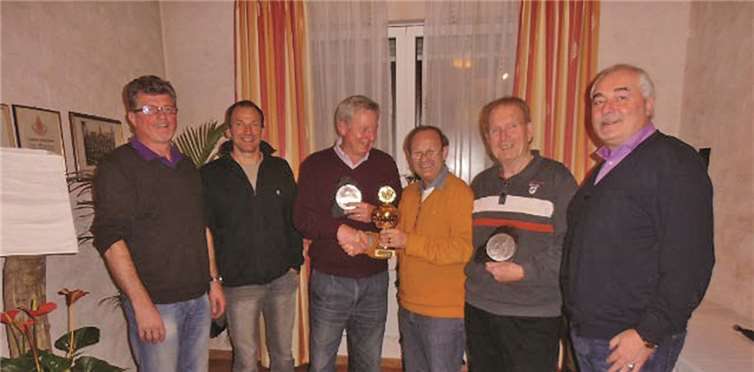 Nach dem Skatturnier erfolgte die Siegerehrung.privat