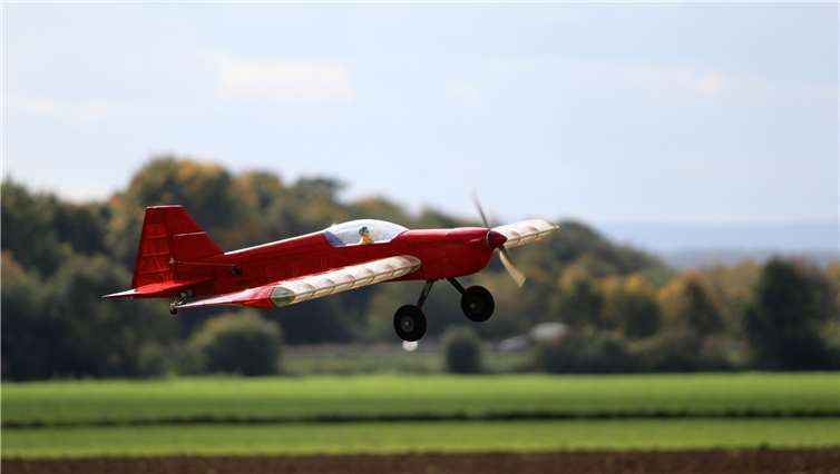 Nach dem Winter freuen sich die Modellflieger auf warme Tage ohne Wind.Foto: privat