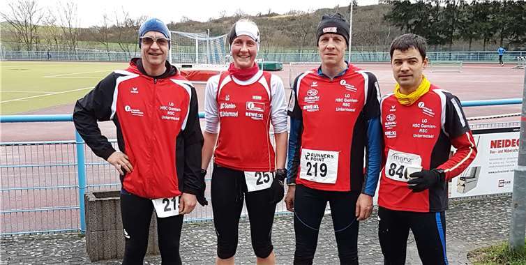 Nach dem Zieleinlauf: Jan Gundlach, Rita Schopp, Ivo Baumgart und Markus Schmitt.