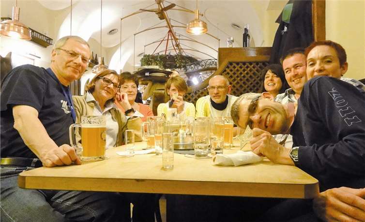 Nach dem anstrengenden Marathon feierten die Läufer ihre Erfolge.  privat