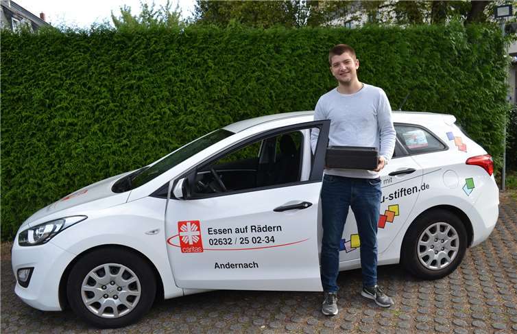 Nach dem einjährigen FSJ verlässt Moritz Kühnemund die Caritas und kann sich in die lange Reihe von FSJlerinnen und FSJlern einordnen.Foto: privat