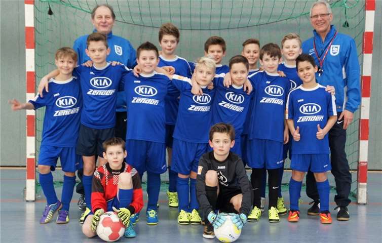 Nach dem erfolgreichen Start in die Hallensaison freuen sich die E2-Junioren der SG 2000 Mülheim nun auf die dritte Hallenrunde im Februar.privat