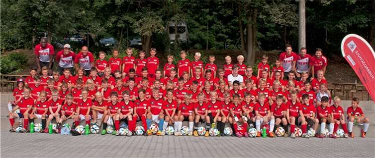 Nach dem großen Erfolg im vergangenen Jahr komm die Fußballschule des 1. FC Köln erneut auf das Gelände des FC Alemannia. privat