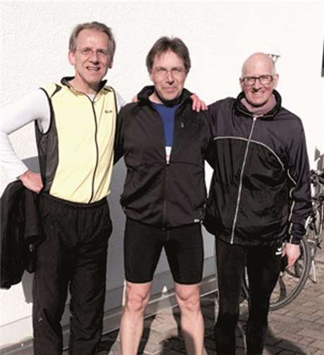 Nach den 10.000 Metern gut gelaunt: die Läufer von der LA TuS Mayen Roland Dietrich, Thomas Schütz und Wolfgang Schmitz (v.r.). privat