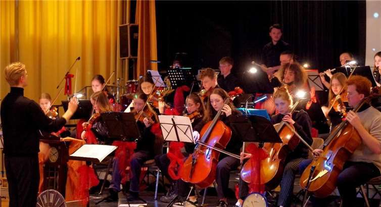 Nach den Sommerferien hat das Wachtberger Jugendorchester seine Proben wieder aufgenommen und freut sich auf ein spannendes neues Jahr voller Musik und gemeinsamer Auftritte. Foto: privat