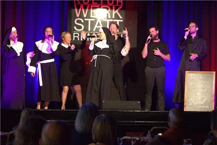 Nach den ausverkauften Vorstellungen des Weihnachtsmusicals nimmt sich das Ensemble am 19. April um 19:00 Uhr die größten Musicals vor, mit der Mission, das Publikum auf eine magische Reise in die Welt von „Wicked“, „Tanz der Vampire“, „Elisabeth“, „Tarzan“, „Cats“, „We Will Rock You“, „Der König der Löwen“ und viele andere zu entführen. Foto: privat