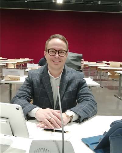 Nach der Ausschusssitzung: Joachim Kühlwetter in der Jungholzhalle. Foto: privat