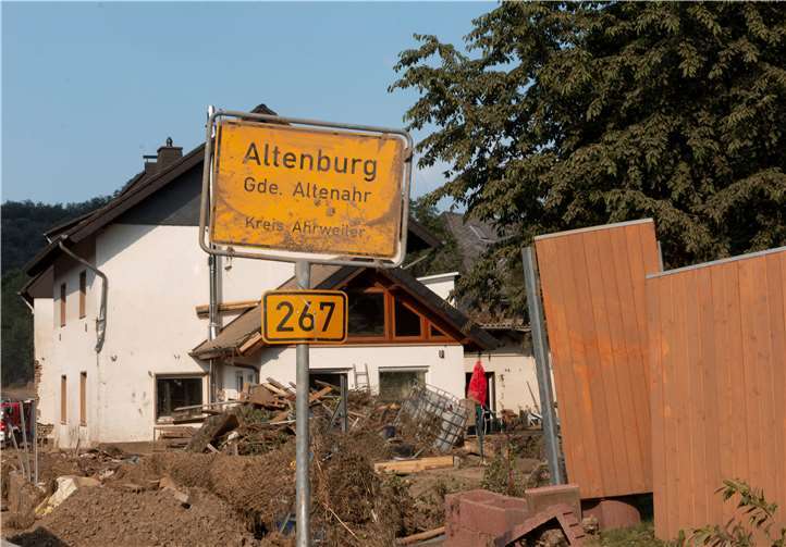 Nach der Flut in Altenburg (Gemeinde Altenahr). 