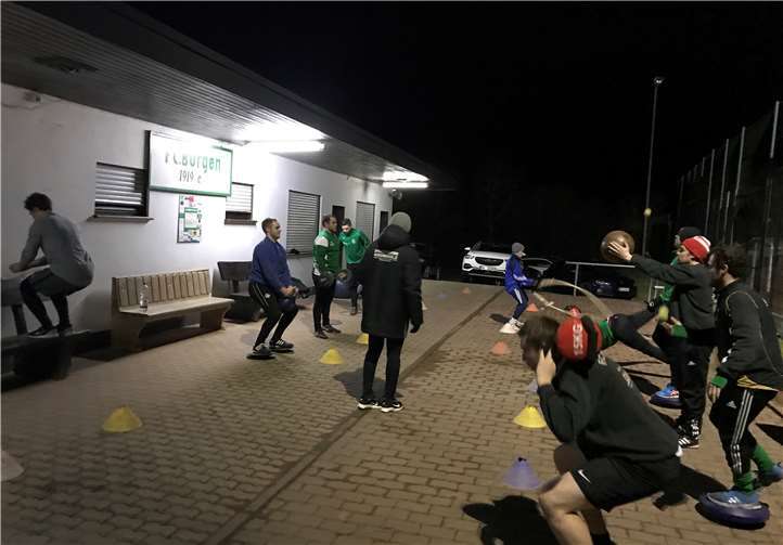 Nach der Winterpause startete die Erste Mannschaft nun wieder mit dem Training. Foto: privat