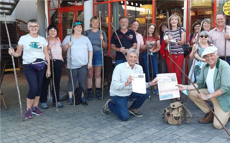 Nach der erfolgreichen Premiere wird am Freitag, 27. August um 17 Uhr ab röhrig-Kulturbühne „Waldbaden mit dem Wilddieb“ fortgeführt, wo alle Einnahmen den Flutopfern an der Ahr zugute kommen.Foto: röhrig