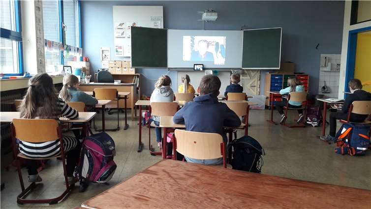 Nach der großen Pause wurde eine Live-Online-Lesung von Hedwig Groß-Theis aus der Pfarrbücherei eröffnet. Foto: privat