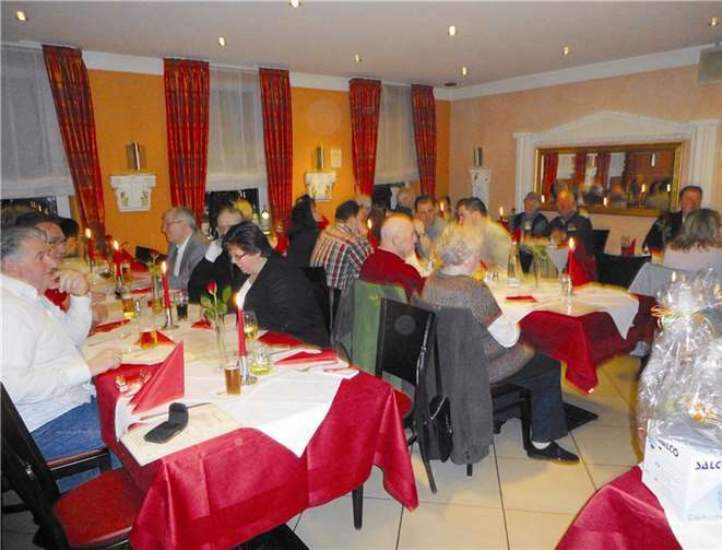 Nach der heiligen Messe füllte sich der Speiseraum des Restaurants recht zügig.Privat