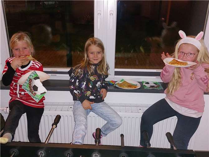 Nach der leckeren Pizza hat sich die Mannschaft in die Winterpause verabschiedet und freut sich auf die Rückrunde.