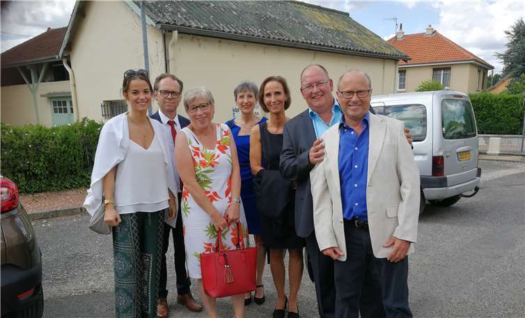 Nach der standesamtlichen Trauung.privat