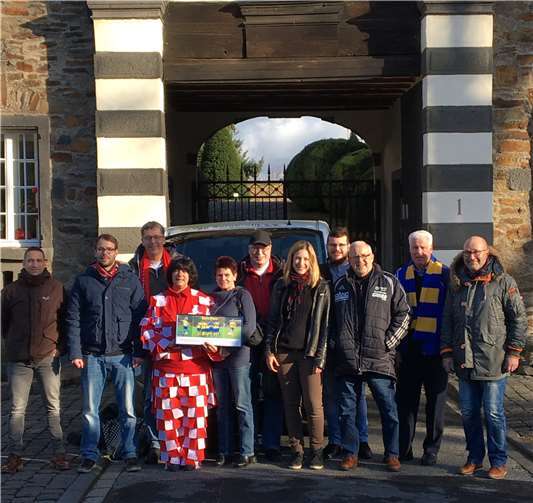 Nach einem gemeinsamen Essen auf dem Schloss Burgbrohl machte sich die Gruppe auf den Weg nach Köln.privat