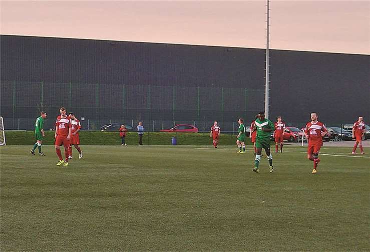 Nach einer brutalen Aktion eines Kripper Spielers gegen einen Gästespieler blieb dem Schiedsrichter nichts anderes übrig, als das Spiel abzubrechen. privat