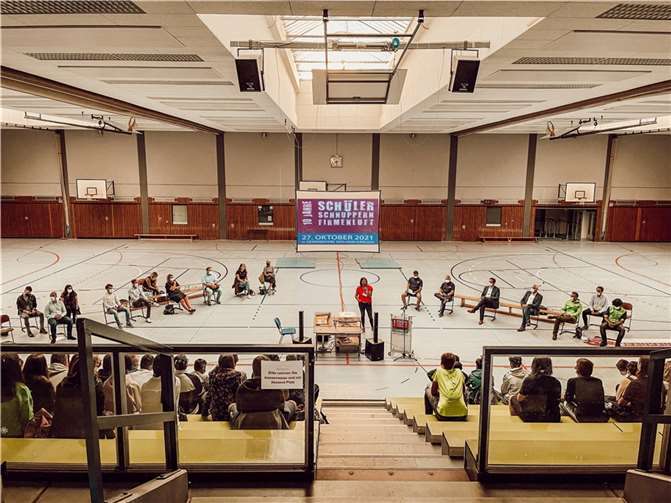 Nach einer coronabedingten Zwangspause im vergangenen Jahr konnte jetzt das gemeinsame Projekt „Schüler schnuppern Firmenluft“ der Verbandsgemeinde Weißenthurm und der Projektgemeinschaft „WIR in Mülheim-Kärlich“ wieder starten. Foto: VG Weißenthurm