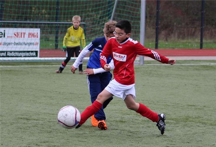 Nach einer etwas holprigen ersten Halbzeit fingen sich die Junioren des SV RW Merl nach der Pause.privat