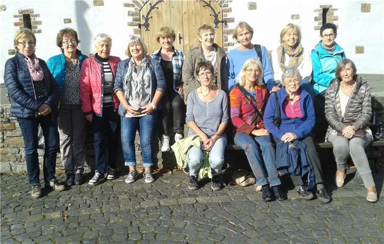 Nach einer kleinen Runde durch Winningen begab sich die Gruppe wieder auf den Heimweg.privat