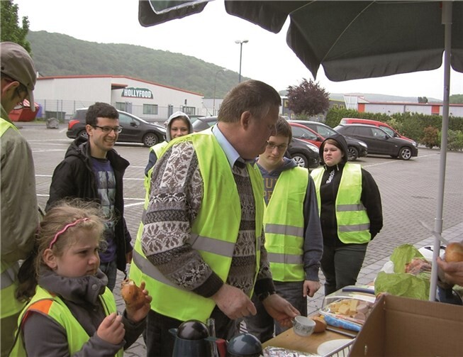 Nach getaner Arbeit gab es eine kleine Stärkung.