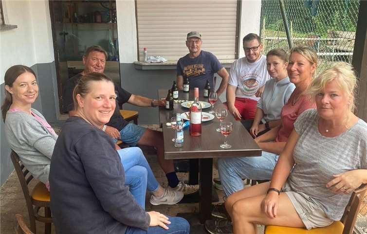 Nach getaner Arbeit wurde der Tag gemütlich ausklingen gelassen. Foto: privat