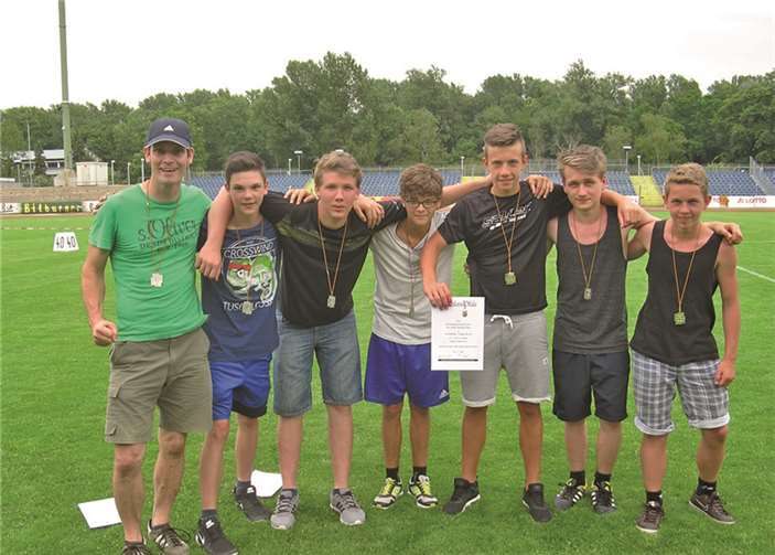 Nach spannenden Wettkämpfen belegte die Jungenmannschaft Platz 2 und qualifizierte sich ebenfalls für den Bodensee-Schulcup.