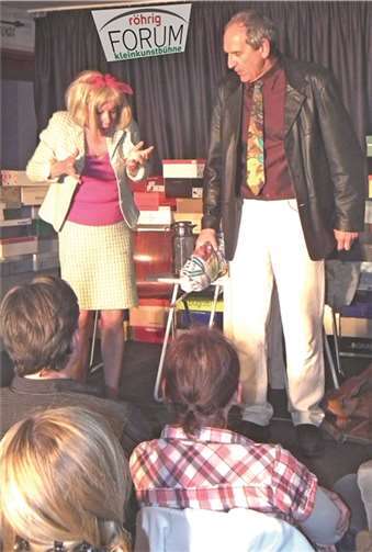 Nach vielen Kabarett- und Musik-Events wurde mit der Krimi-Komödie „Zwei wie Bonnie und Clyde“ erstmals ein Theater-Highlight in der Kulturbühne im Baumarkt geboten. privat