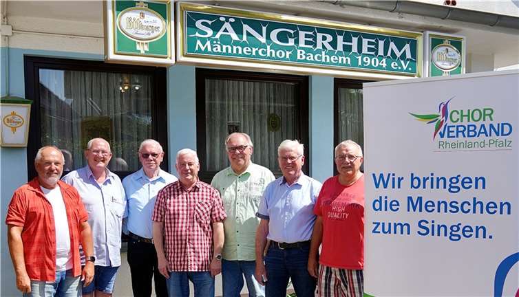 Nach zweieinhalb Jahren traf sich der Vorstand des Kreis-Chorverbands Ahrweiler (KCV-AW) erstmals wieder im Sängerheim des MC Bachem. Foto: privat