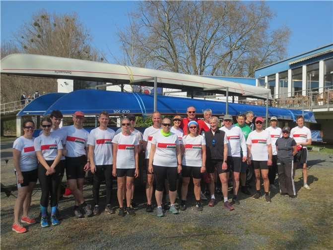 Nach zweijähriger Pause das traditionelle Anrudern des GTRV Neuwied und somit die Eröffnung der Rudersaison 2022 statt. Foto: privat