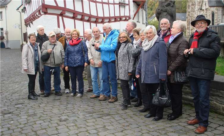 Nachdem auch die letzten aus dem Jahrgang 1944/45 den 70sten Geburtstag feiern konnten, war der Weg für ein Klassentreffen frei.privat