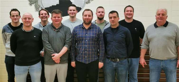 Nachfolgende Vereinsmitglieder gehören dem neuen Vorstand an: (v.li.n.re.) Christian Heuser, Björn Münz, Dominik Göbel, Oliver Göbel, Lukas Göbel, David Kempf, Tim Kohlenbeck, Dennis Schütz, Christian Baltes und Rainer Göbel.