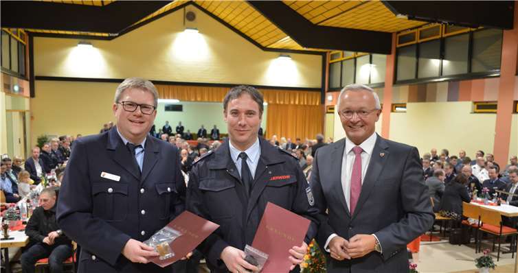 Nachfolger von Werner Böcking ist Holger Kurz (links). In die Reihe der Stellvertreter wurde Jörg Alfter (Bildmitte) aufgenommen.